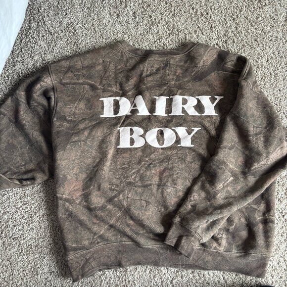 DAIRY BOY WOODLAND CAMO PUFF PINK CREWNECK - Picture 1 of 2